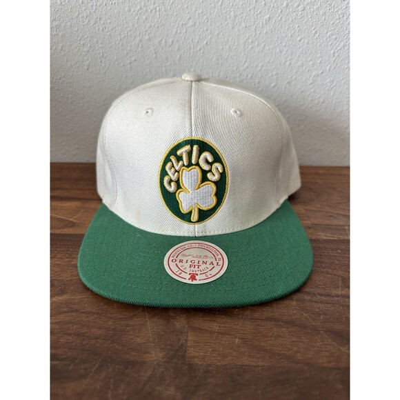 Boston Celtics Mitchell & Ness Snapback Hat Cap NBA White Green Clover - Picture 1 of 10